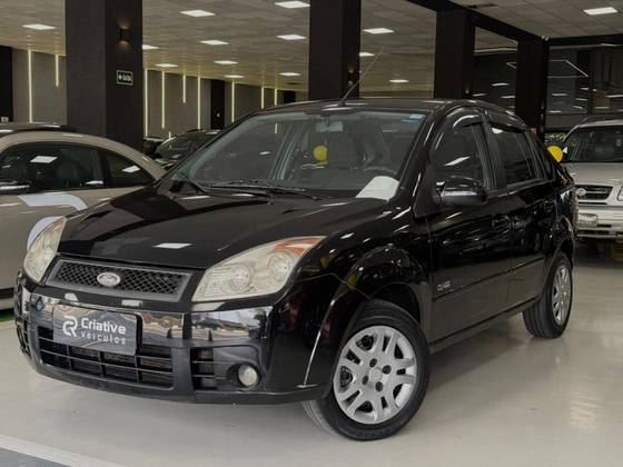 FORD FIESTA 1.6 MPI CLASS SEDAN 8V FLEX 4P MANUAL FORD FIESTA 1.6 MPI CLASS SEDAN 8V FLEX 4P MANUAL